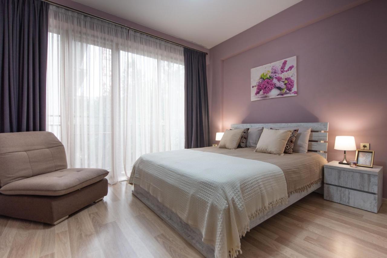 Gg Home - Cozy 2-Bedroom Apartment On Givi Kartozia Тбилиси Екстериор снимка