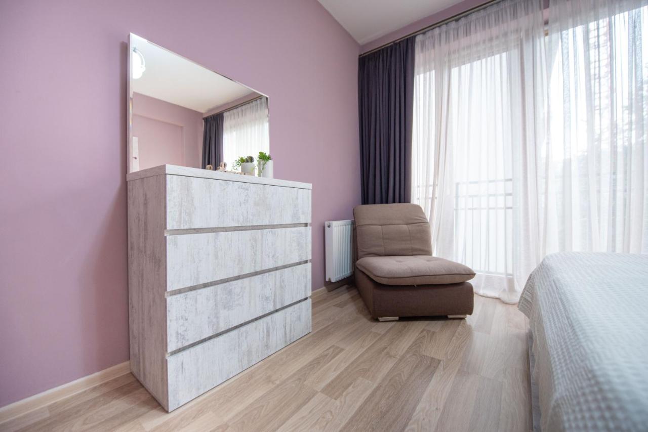 Gg Home - Cozy 2-Bedroom Apartment On Givi Kartozia Тбилиси Екстериор снимка