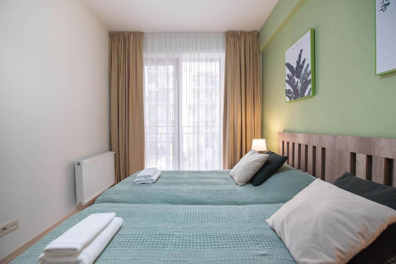 Gg Home - Cozy 2-Bedroom Apartment On Givi Kartozia Тбилиси Екстериор снимка